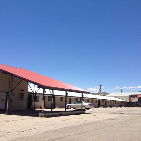 Travel Motel Raton Exterior photo